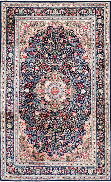 Berkana, 250x153 cm, Wolle, China