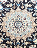 Nain 9 La, 127x108, Wolle und seide, Iran