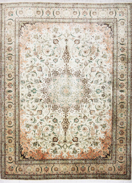 Tabriz 50 Raj, 338x253 cm, Wolle und seide, Iran